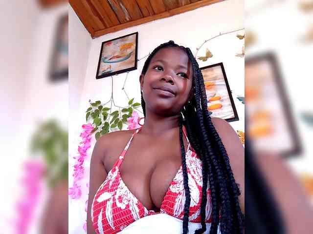 Sayrahsexy webcam