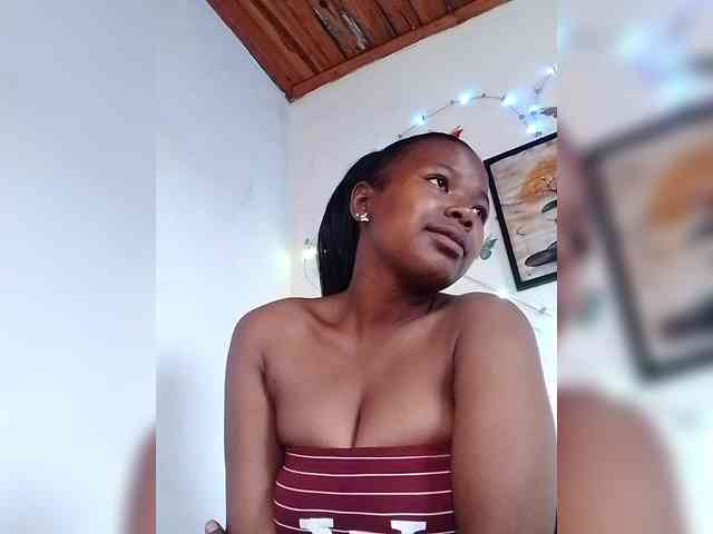 Sayrahsexy webcam