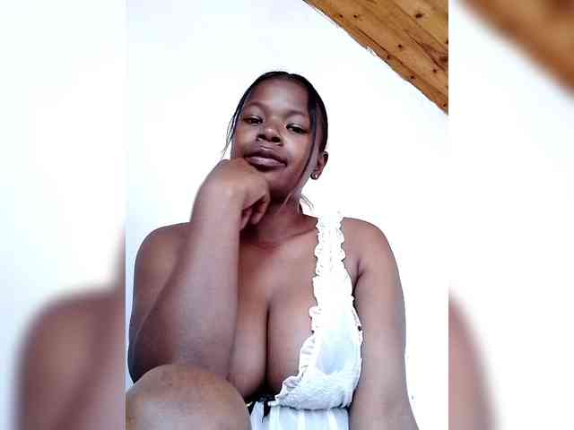 Sayrahsexy webcam