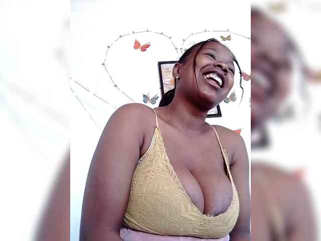 Sayrahsexy webcam