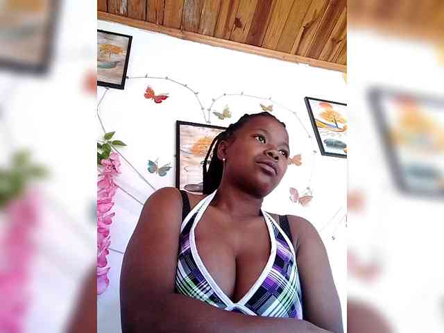 Sayrahsexy webcam