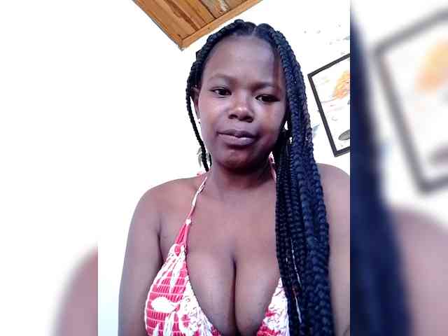 Sayrahsexy webcam