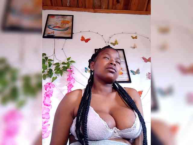 Sayrahsexy webcam