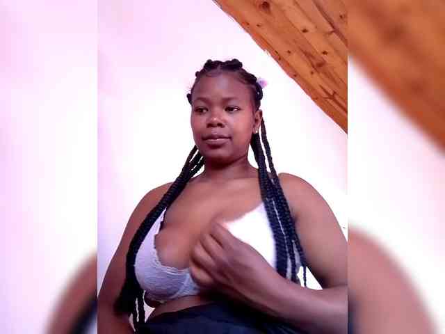 Sayrahsexy webcam