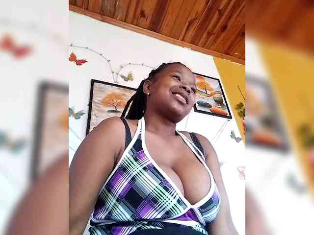 Sayrahsexy webcam