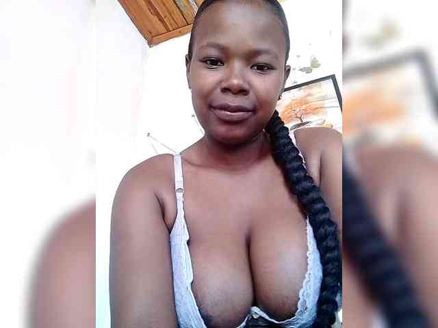 Sayrahsexy webcam