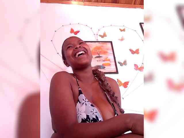 Sayrahsexy webcam