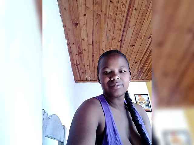 Sayrahsexy webcam