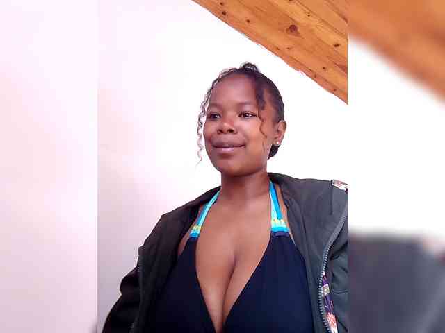Sayrahsexy webcam
