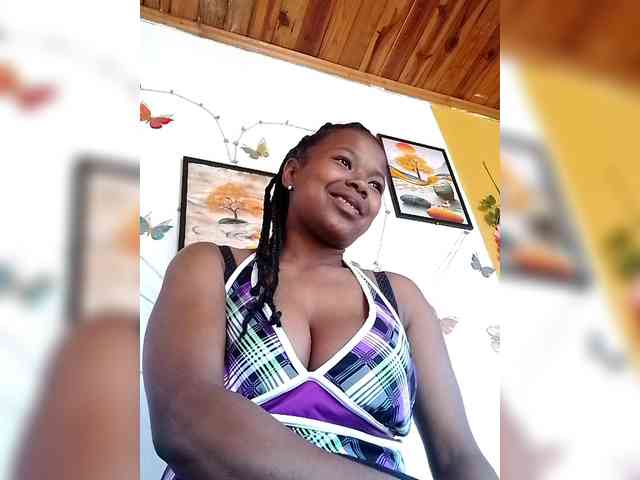 Sayrahsexy webcam