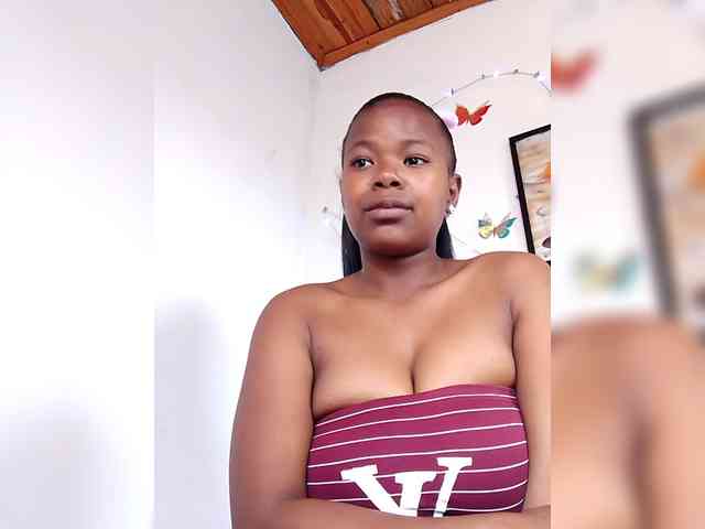Sayrahsexy webcam