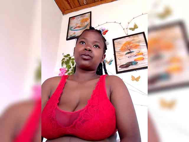 Sayrahsexy webcam