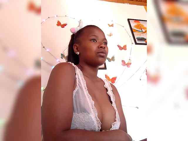 Sayrahsexy webcam