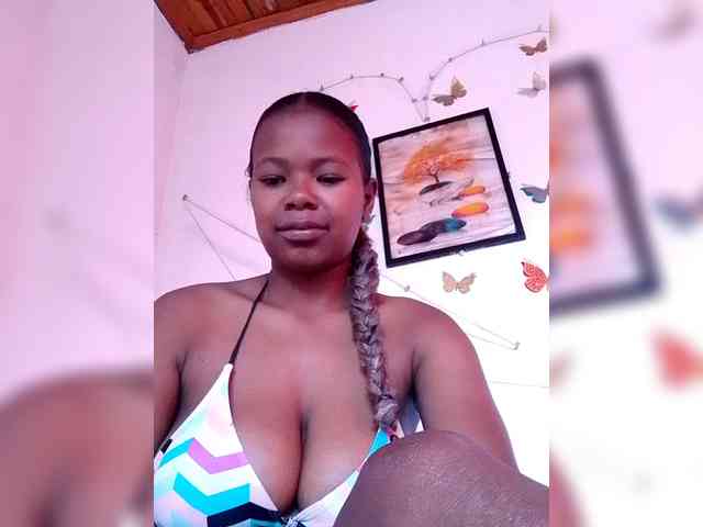 Sayrahsexy webcam