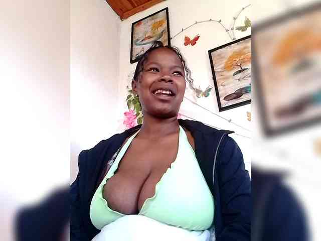Sayrahsexy webcam