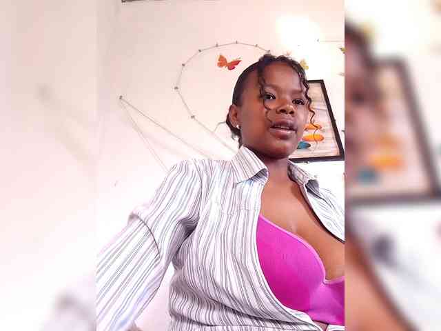 Sayrahsexy webcam