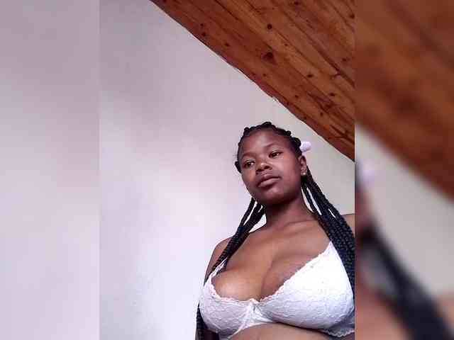 Sayrahsexy webcam