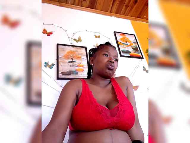 Modèle: Sayrahsexy
