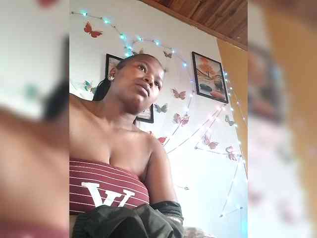 Sayrahsexy webcam
