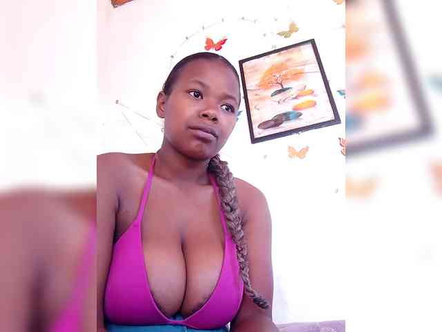 Sayrahsexy webcam