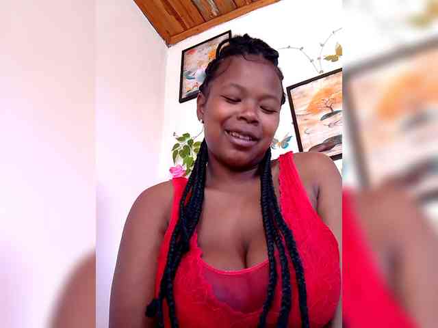 Sayrahsexy webcam