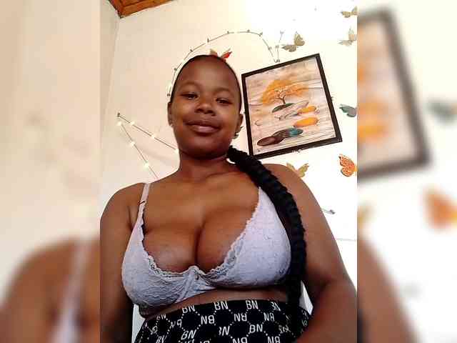Sayrahsexy webcam