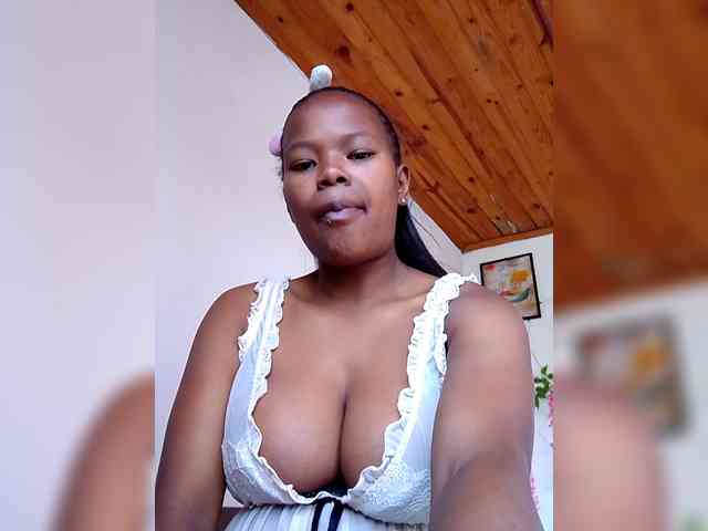 Sayrahsexy webcam