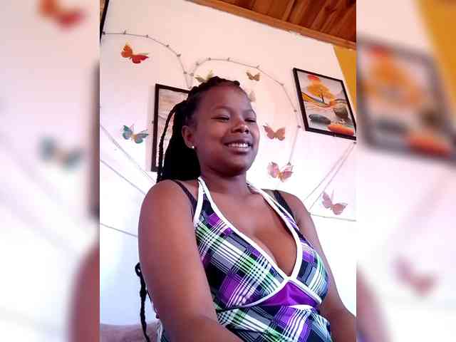 Sayrahsexy webcam