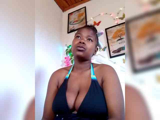 Sayrahsexy webcam