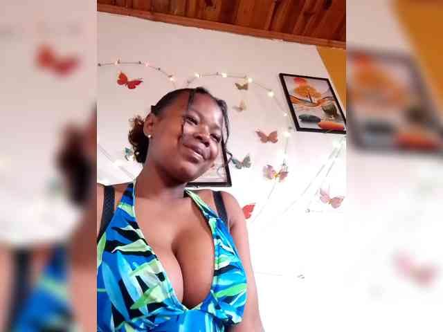 Sayrahsexy webcam