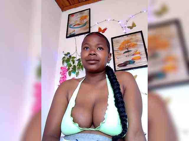 Sayrahsexy webcam