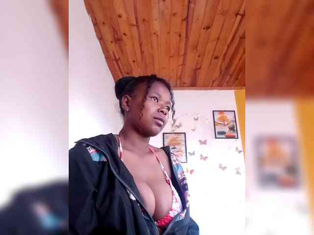 Sayrahsexy webcam
