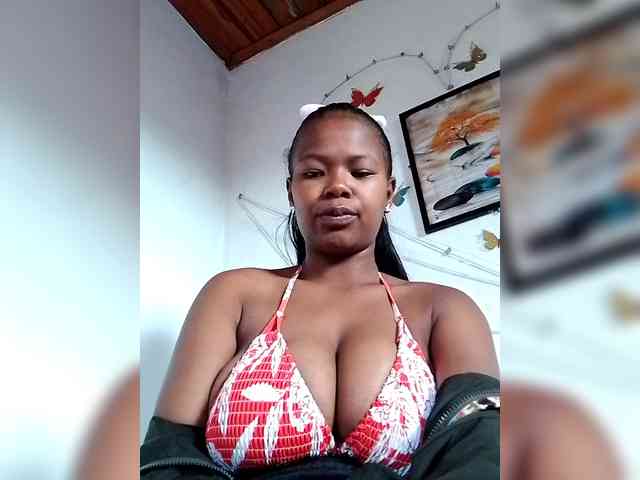 Sayrahsexy webcam