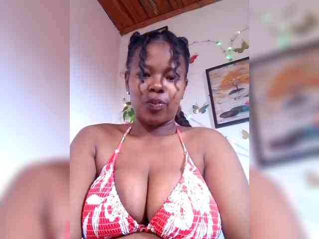 Sayrahsexy webcam