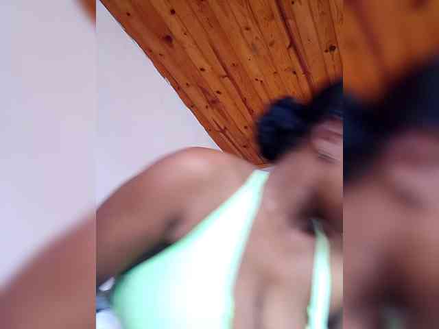 Sayrahsexy webcam