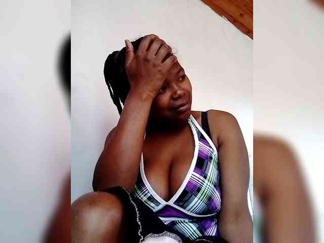 Sayrahsexy webcam