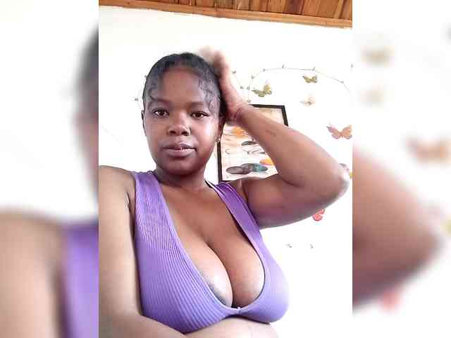 Sayrahsexy webcam