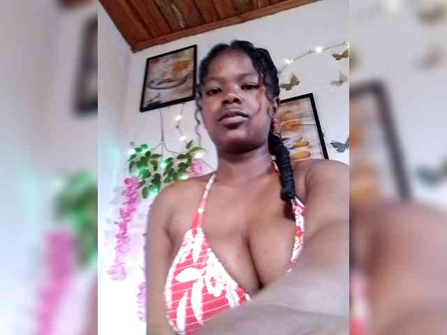 Sayrahsexy webcam