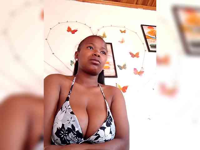 Sayrahsexy webcam