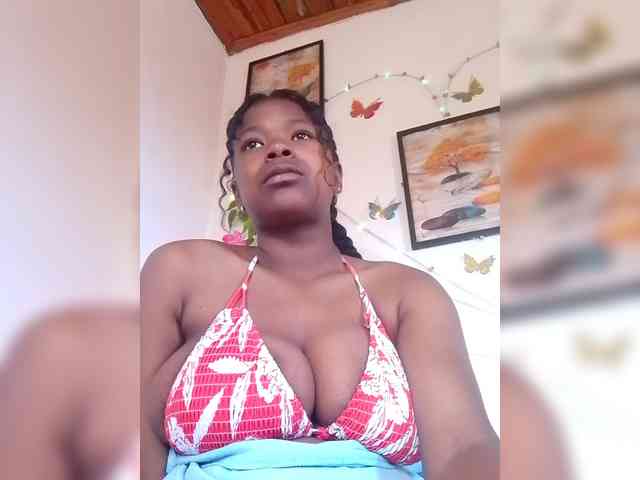 Sayrahsexy webcam