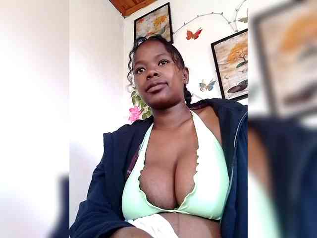 Sayrahsexy webcam