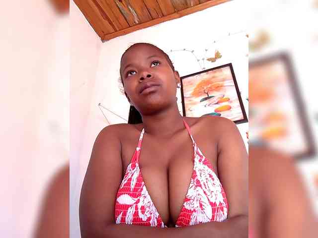Sayrahsexy webcam