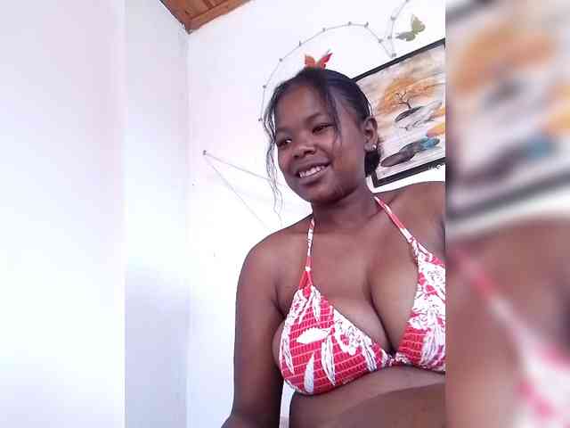 Sayrahsexy webcam