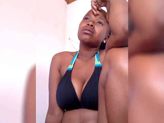 Sayrahsexy webcam
