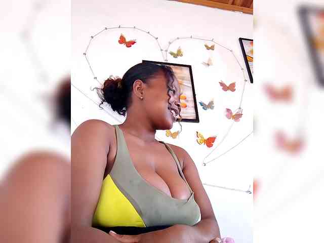 Sayrahsexy webcam