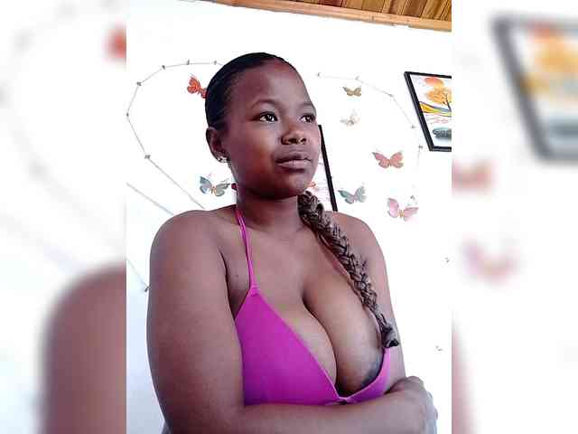 Sayrahsexy webcam