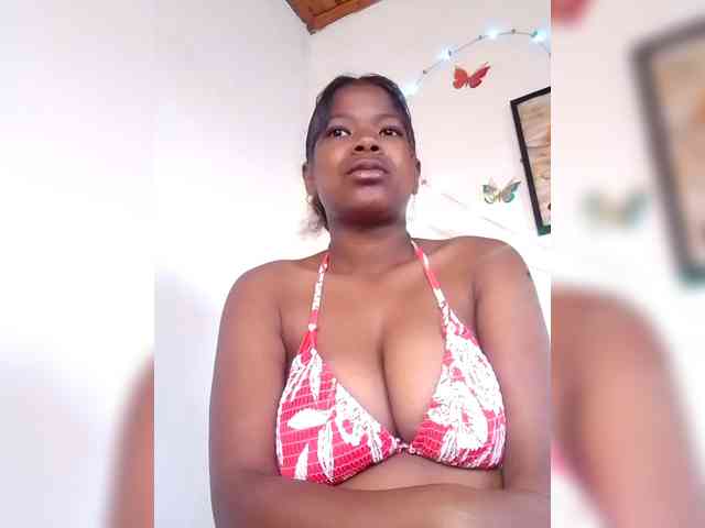 Sayrahsexy webcam