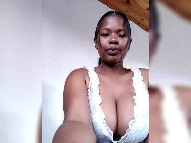 Sayrahsexy webcam