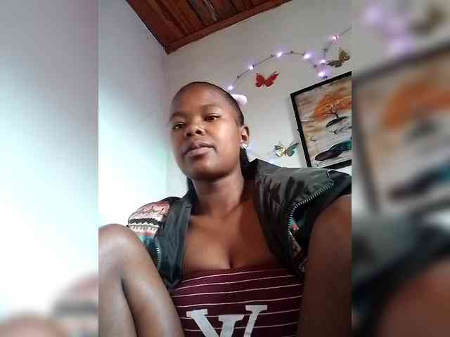 Sayrahsexy webcam