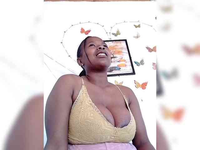 Sayrahsexy webcam